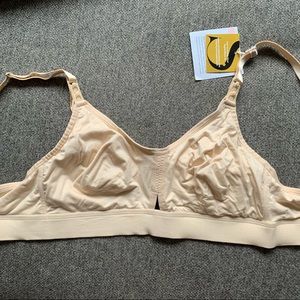 NWT Simple Wishes SuperMom Nursing/Pumping Bra size M